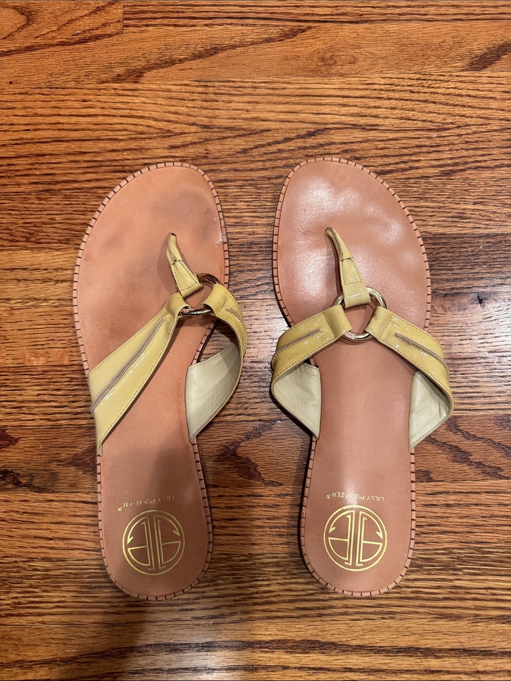 Lilly Pulitzer Yellow and Cream Ring-Detail Leather Sandals